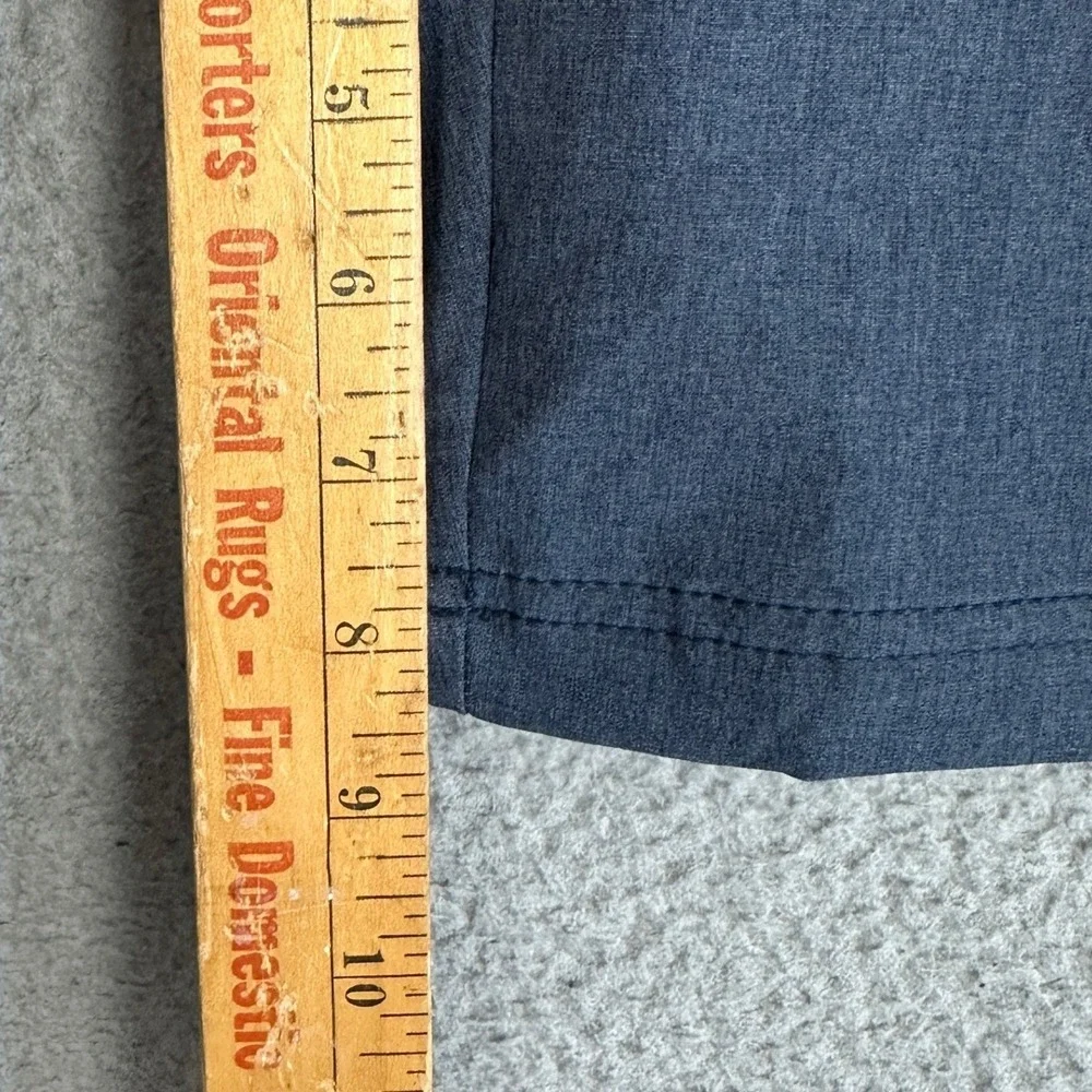 NEW Old Navy Shorts Mens Medium 9 Inseam Navy Blue StretchTech Go-H2O Hybrid